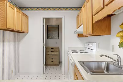 5697 Green Circle Drive #219, Minnetonka, MN 55343 - Photo 9