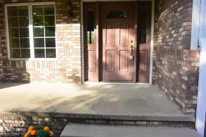 105 Hennepin Avenue N, Glencoe, MN 55336 - Photo 5