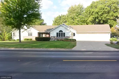 105 Hennepin Avenue N, Glencoe, MN 55336 - Photo 3