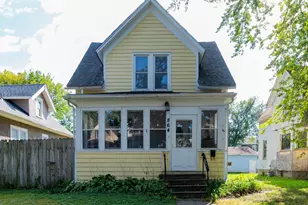 864 Lawson Ave E, Saint Paul, MN 55106 - Photo 1