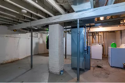 864 Lawson Avenue E, Saint Paul, MN 55106 - Photo 21