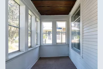 864 Lawson Avenue E, Saint Paul, MN 55106 - Photo 3