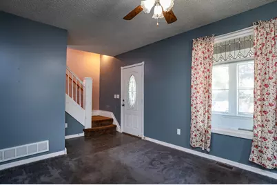 864 Lawson Avenue E, Saint Paul, MN 55106 - Photo 5