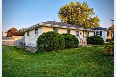 122 3rd Avenue NE, Stewartville, MN 55976 - Photo 1