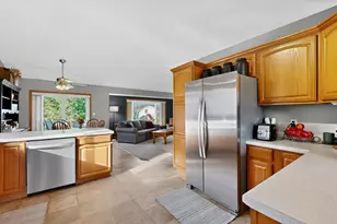 401 12th Ave NE, Kasson, MN 55944 - Photo 5