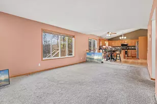 1607 Whitetail Run, Buffalo, MN 55313 - Photo 9