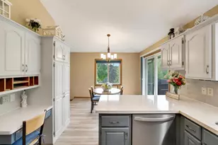 19353 Eureka Ct, Farmington, MN 55024 - Photo 9