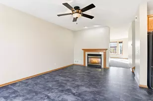 15854 Frisian Ln, Apple Valley, MN 55124 - Photo 7