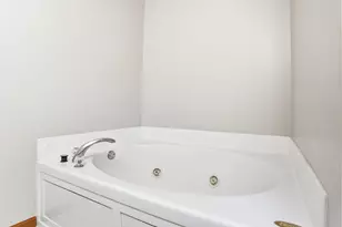 15854 Frisian Ln, Apple Valley, MN 55124 - Photo 17