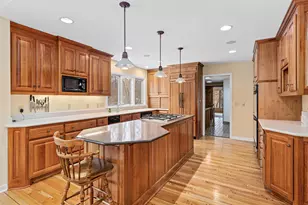 2 Crocus Ln, North Oaks, MN 55127 - Photo 7