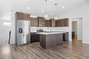 5891 59th Ave S, Fargo, ND 58104 - Photo 7