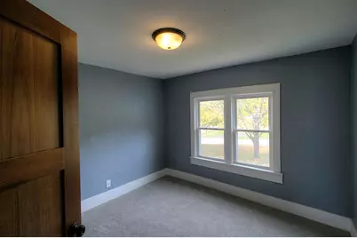 227 E Race Avenue, Elmwood, WI 54740 - Photo 21