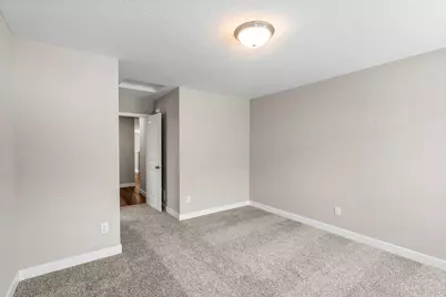 7420 Glengarry Place, Eden Prairie, MN 55344 - Photo 33