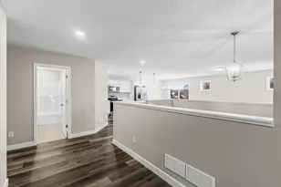 7420 Glengarry Pl, Eden Prairie, MN 55344 - Photo 7