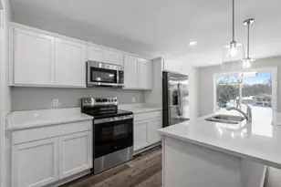 7420 Glengarry Pl, Eden Prairie, MN 55344 - Photo 21