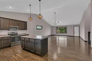 2112 4th St N, Sartell, MN 56377 - Photo 5