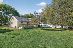 1311 Fallbrook Ln, Woodbury, MN 55125 - Photo 31