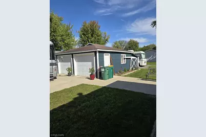 619 S Swift Avenue, Litchfield, MN 55355 - Photo 3
