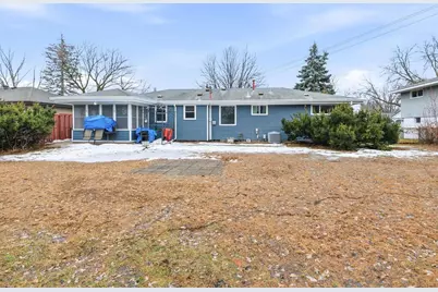 2700 64th Avenue N, Brooklyn Center, MN 55430 - Photo 27