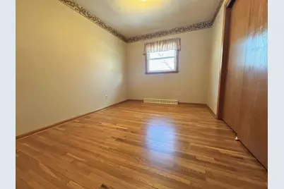 403 N Minnesota Street, Marshall, MN 56258 - Photo 11