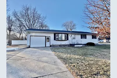 403 N Minnesota Street, Marshall, MN 56258 - Photo 1