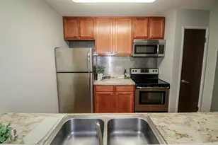 2800 Hamline Ave N, Roseville, MN 55113 - Photo 1