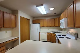 48 Thompson Ave W, West Saint Paul, MN 55118 - Photo 5