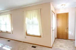 48 Thompson Ave W, West Saint Paul, MN 55118 - Photo 21