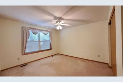 48 Thompson Avenue W #40, West Saint Paul, MN 55118 - Photo 17