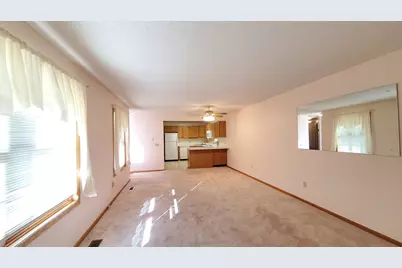 48 Thompson Avenue W #40, West Saint Paul, MN 55118 - Photo 9