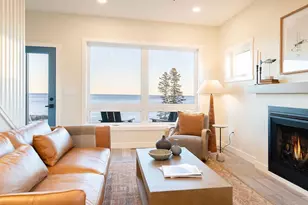 114-116 E Lakeview Dr, Silver Bay, MN 55614 - Photo 1