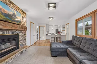 2403 Inca Ln, New Brighton, MN 55112 - Photo 11