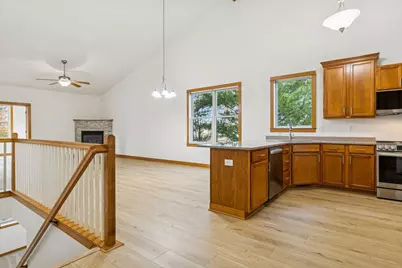 5862 Oakgreen Court N, Stillwater, MN 55082 - Photo 3