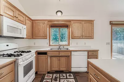 38125 Fieldstone Drive, North Branch, MN 55056 - Photo 23