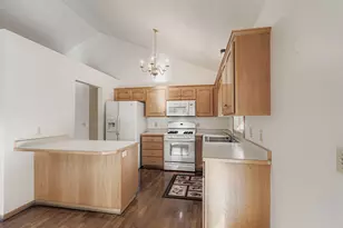 38125 Fieldstone Dr, North Branch, MN 55056 - Photo 21