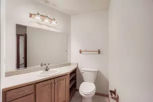 38125 Fieldstone Dr, North Branch, MN 55056 - Photo 17