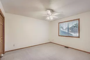 38125 Fieldstone Dr, North Branch, MN 55056 - Photo 13