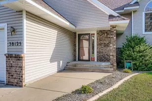 38125 Fieldstone Dr, North Branch, MN 55056 - Photo 5