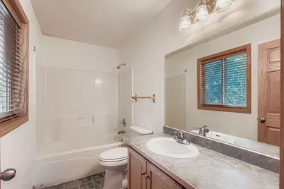 38125 Fieldstone Drive, North Branch, MN 55056 - Photo 11