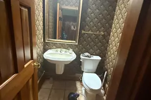 8748 Walton Oaks Dr, Bloomington, MN 55438 - Photo 9