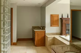 8748 Walton Oaks Dr, Bloomington, MN 55438 - Photo 13