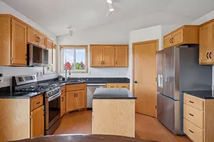 305 Maple Knoll Way NW, Saint Michael, MN 55376 - Photo 15