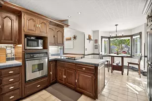 8858 Comstock Ct, Maple Grove, MN 55311 - Photo 23