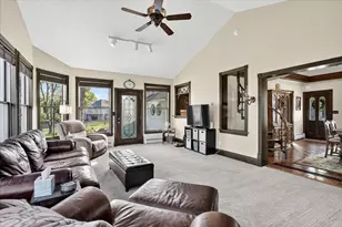 8858 Comstock Ct, Maple Grove, MN 55311 - Photo 21