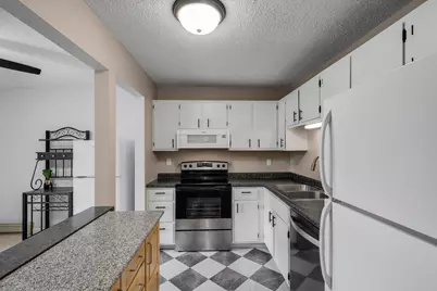 5607 Green Circle Drive #210, Minnetonka, MN 55343 - Photo 9