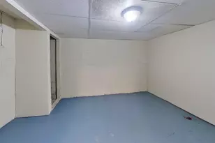 606 E Main St, Marshall, MN 56258 - Photo 41