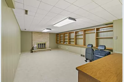 221 Crestwood Drive, North Mankato, MN 56003 - Photo 27