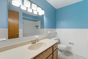 221 Crestwood Dr, North Mankato, MN 56003 - Photo 25