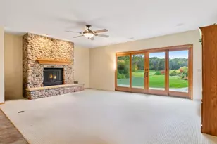 266 Troon Ct, Troy Township, WI 54016 - Photo 41