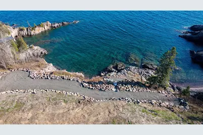 118-124 E Lakeview Drive, Silver Bay, MN 55614 - Photo 3